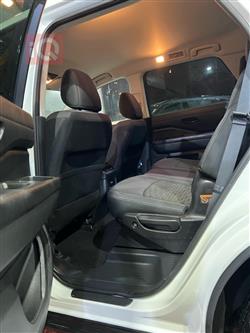 نيسان باثفايندر